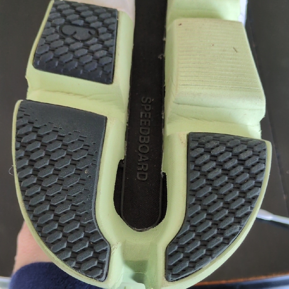 Cloudtec Sole Athletic Shoes - Picture 6 of 16